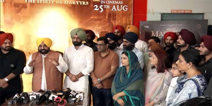 CM Mann ने अपनी पत्नी संग देखी फिल्म Mastane, कहा-पंजाब में जल्द बनेगी एक बड़ी फिल्म सिटी