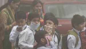 स्कूलों में हाइब्रिड क्लास, दफ्तरों में वर्क फ्रॉम होम… बढ़ते प्रदूषण में GRAP-4 की कौन-सी पाबंदियां लागू?