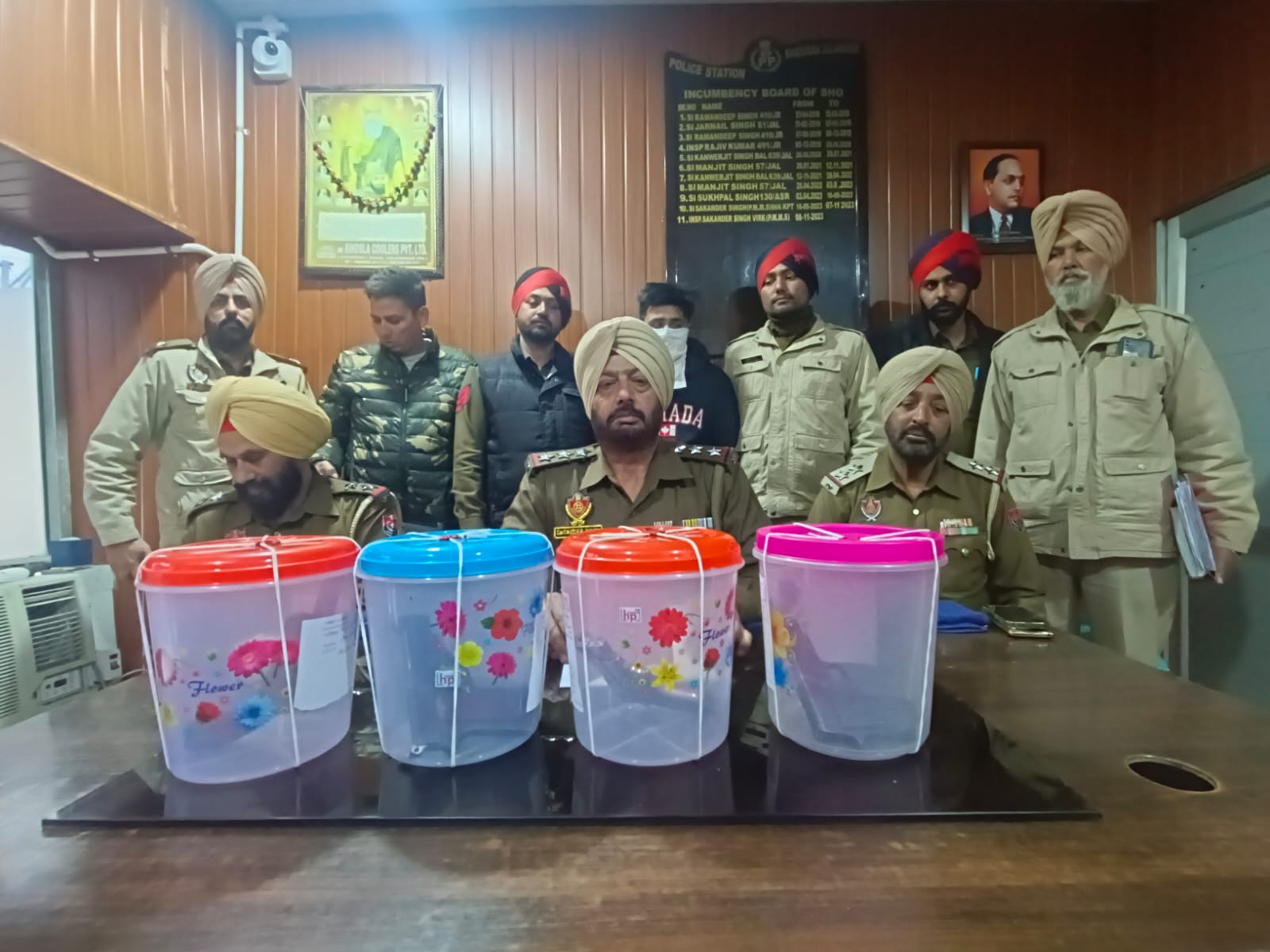 जालंधर देहात पुलिस ने खतरनाक लुटेरे गिरोह का भंडाफोड़ कर 2 आरोपियों को किया गिरफ्तार
