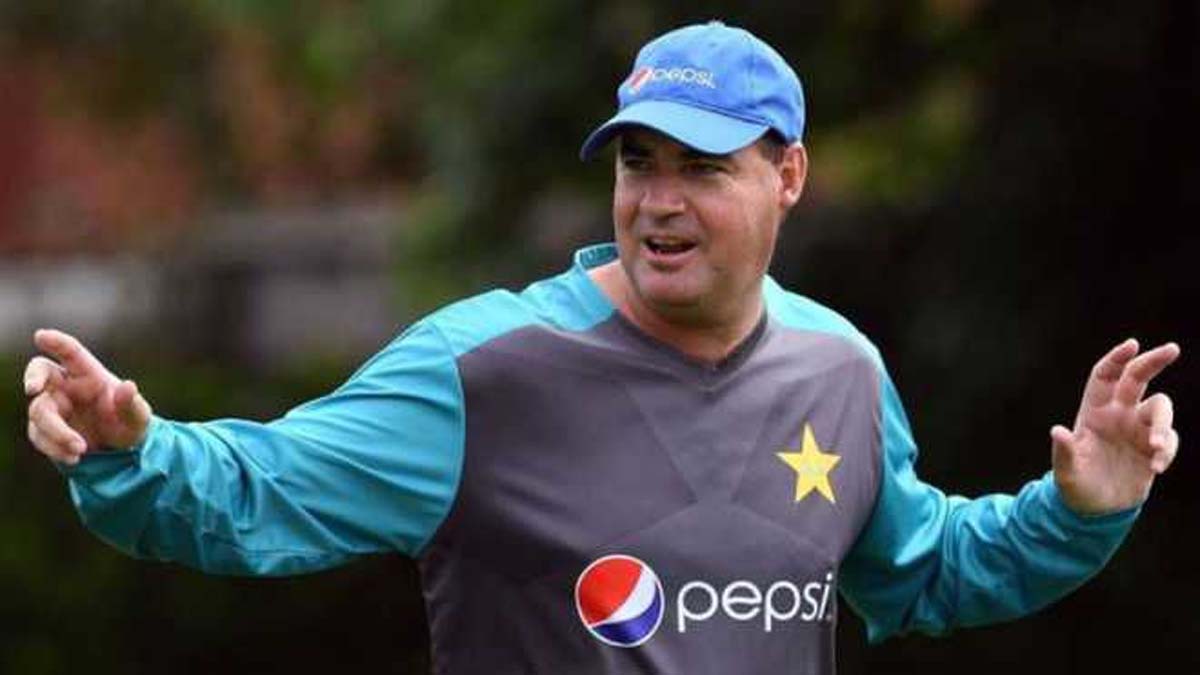 The atmosphere in the World Cup match against India in Ahmedabad was very hostile: Mickey Arthur – Dainik Savera Times