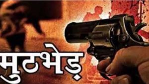 एटीएम कार्ड बदलकर धोखाधड़ी करने वाले बदमाशों को पुलिस ने मुठभेड़ में दबोचा