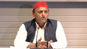 नारों की सियासत : बंटेंगे तो कटेंगे नारे पर पर अखिलेश का हमला, बोले- नकारात्मक, निराशा व नाकामी का प्रतीक