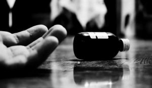 रेवाड़ी में मां ने बच्चों 2 बच्चों को जहर देने के बाद खुद भी निगला, महिला और बेटी की मौत;   बेटा गंभीर