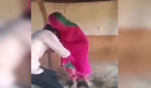 राजस्थान में प्रेम प्रसंग को लेकर महिला को अर्धनग्न कर घुमाया, वीडियो आई सामने