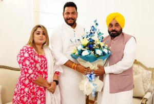 BREAKING : जालंधर में BJP को बड़ा झटकाः एससी मोर्चा के अध्यक्ष Robin Sampla आम आदमी पार्टी में शामिल