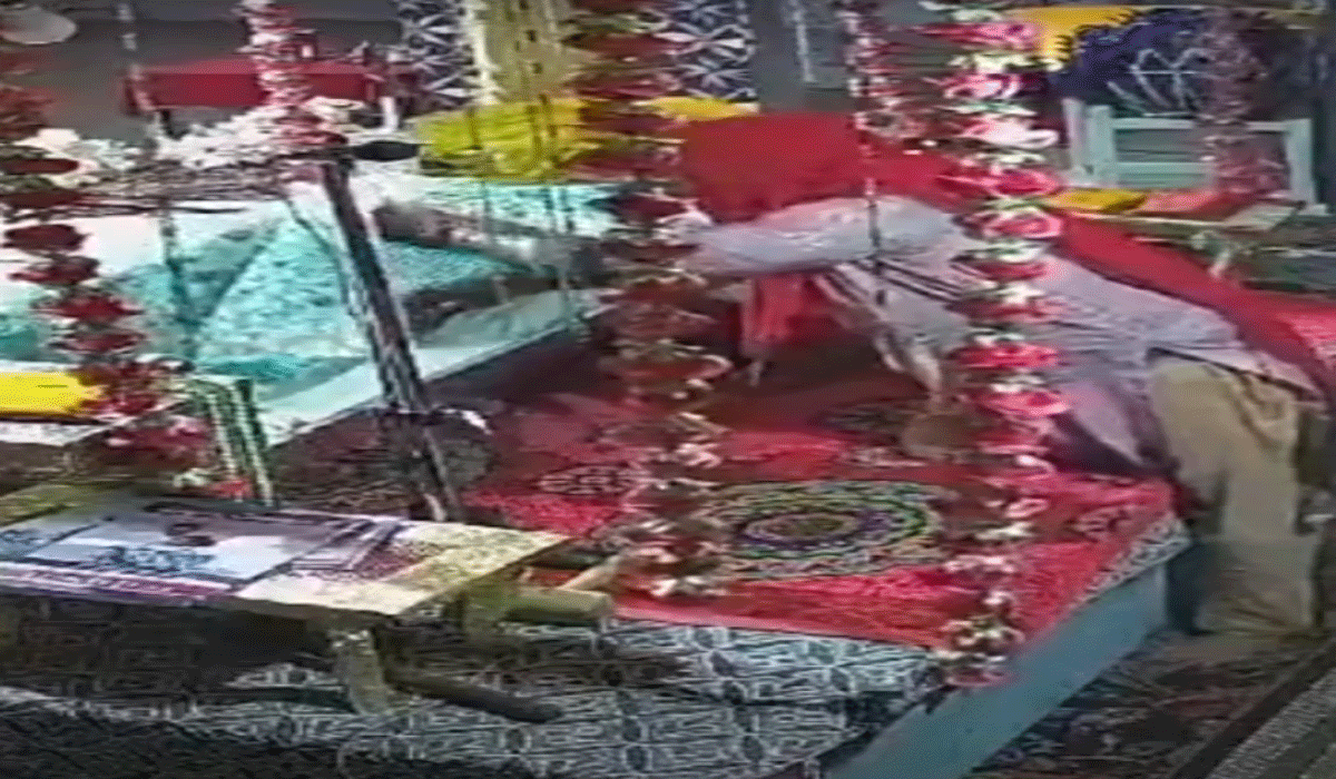 Samrala के गुरुद्वारा साहिब में गुरु ग्रंथ साहिब की बेअदबी का CCTV Video आया सामने, महिला काे किया गिरफ्तार