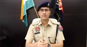 बठिंडा SSP दीपक पारीक की टीम को मिली बड़ी कामयाबी: नाकाबंदी के दौरान बस में जा रहे व्यक्ति से ₹1.2 करोड़ बरामद