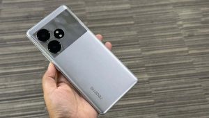 25 हजार की रेंज में मिलेगा गजब का स्मार्टफोन,Realme GT 6T  हुआ लॉन्च,मिलेंगे बेहतरीन फीचर्स