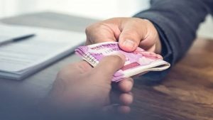 Haryana News : दो बार लाइन हाजिर सब इंस्पेक्टर अब घूस लेते काबू