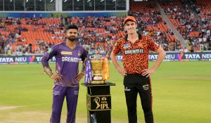 सनराइजर्स ने टॉस जीतकर IPL क्वालीफायर में केकेआर के खिलाफ बल्लेबाजी का फैसला किया