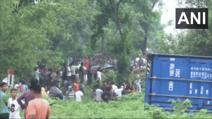 Kanchanjunga Express Accident : बंगाल में बड़ा हादसा; कंचनजंगा एक्सप्रेस से भिड़ी मालगाड़ी; 15 लोगों की मौत, कई दर्जनों घायल