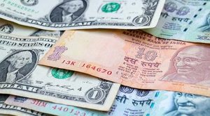 Dollar vs Rupee: रुपया शुरुआती कारोबार में छह पैसे की गिरावट के साथ 83.54 प्रति डॉलर पर पहुंचा