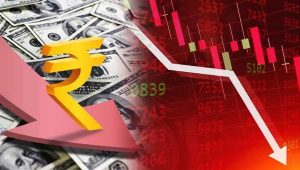 Rupee vs Dollar : रुपया शुरुआती कारोबार में 10 पैसे की गिरावट के साथ 83.50 प्रति डॉलर पर पहुंचा