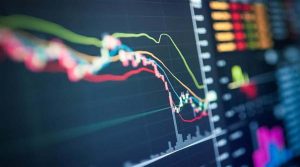 शुरुआती कारोबार में नए रिकॉर्ड स्तर पर पहुंचने के बाद Sensex और Nifty में आयी गिरावट