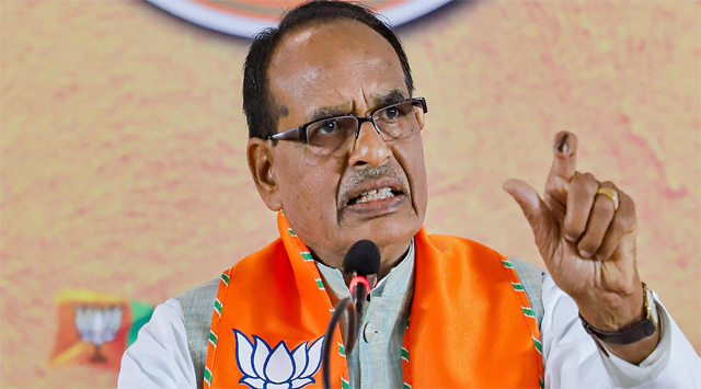 केंद्रीय मंत्री Shivraj Singh Chouhan का दीदियों से आह्वान, प्रधानमंत्री के विकसित भारत के लिए अपना सर्वश्रेष्ठ योगदान दें