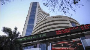 Stock Market Opening: वैश्विक सूचकांकों में तेजी के बीच भारतीय बाजार मजबूती के साथ खुले
