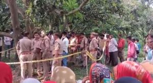 आत्महत्या या हत्या! जन्माष्टमी देखने गईं दो सहेलियों की सुबह पेड़ से लटकी मिली लाश, मचा हड़कंप