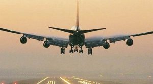 अमरीका ने अवैध रूप से रह रहे भारतीयों को विशेष विमान से भेजा वापस