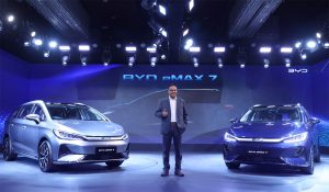 BYD ने लॉन्च किया भारत का पहला 6 और 7 सीटर इलेक्ट्रिक MPV, BYD eMAX 7