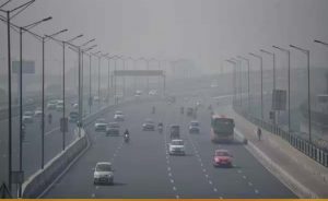 Delhi Pollution: दिल्ली-NCR की बेहद गंभीर श्रेणी में पहुंची आबोहवा, आज से GRAP-2 लागू, जानिए क्या-क्या रहेंगी…