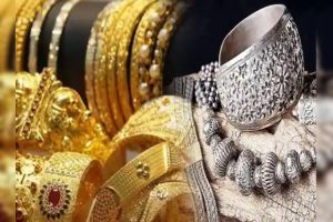 Gold-Silver Price: त्योहारी सीजन की शुरुआत में सोने-चांदी के रेट हाई, पढ़ें आज का Update