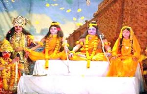 वाराणसी जेल में कैदियों ने किया रामलीला का मंचन