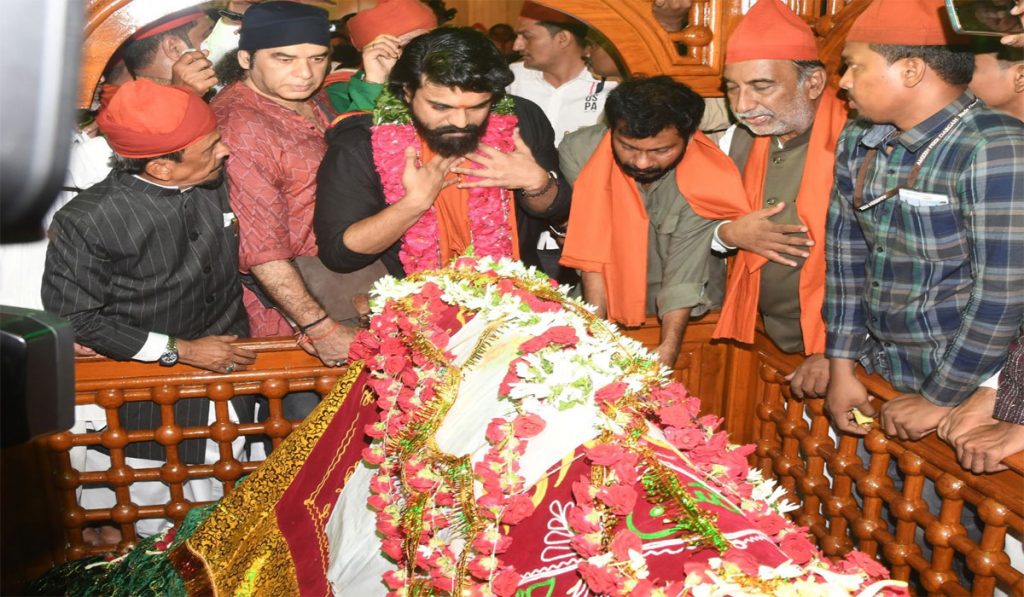 Ram Charan Reached Kadapa Dargah