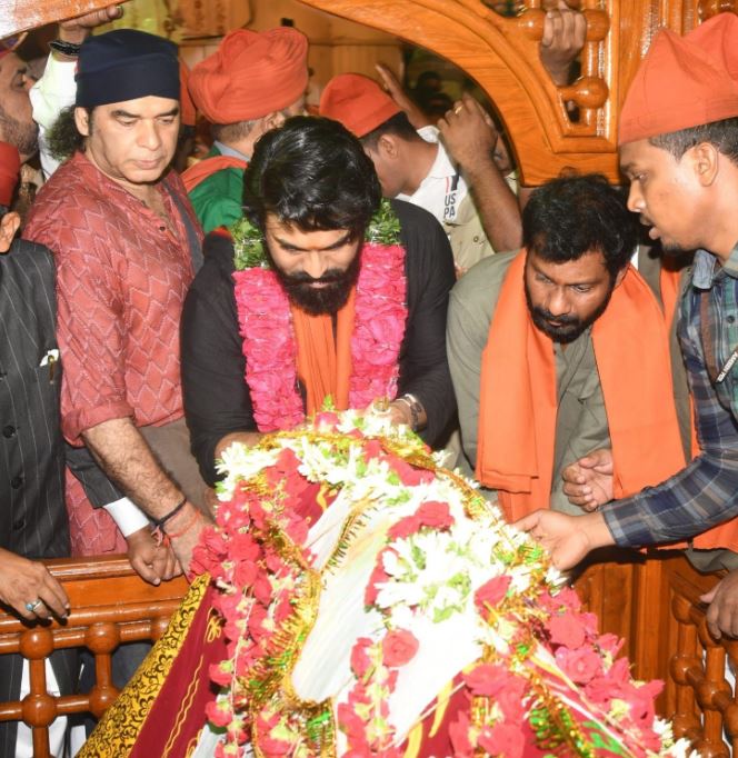 Ram Charan Reached Kadapa Dargah