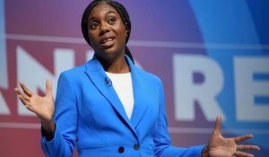 Kemi Badenoch बनी UK की कंजर्वेटिव पार्टी की नई लीडर, देश की पहली अश्वेत महिला नेता