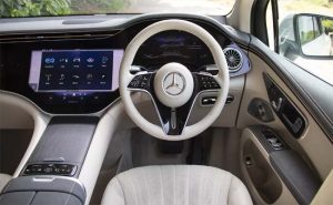 नए साल से महंगी होंगी Mercedes-Benz की कारें, जानें कितना दाम बढ़ाएगी कंपनी