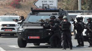Gaza -Israel war : इजरायली सेना ने किया हमास के वरिष्ठ अधिकारी को मारने का दावा