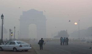 Air Pollution: दिल्ली में प्रदूषण बेकाबू, GRAP-4 की सख्त पाबंदियां लागू, इन चीजों पर लगा प्रतिबंध