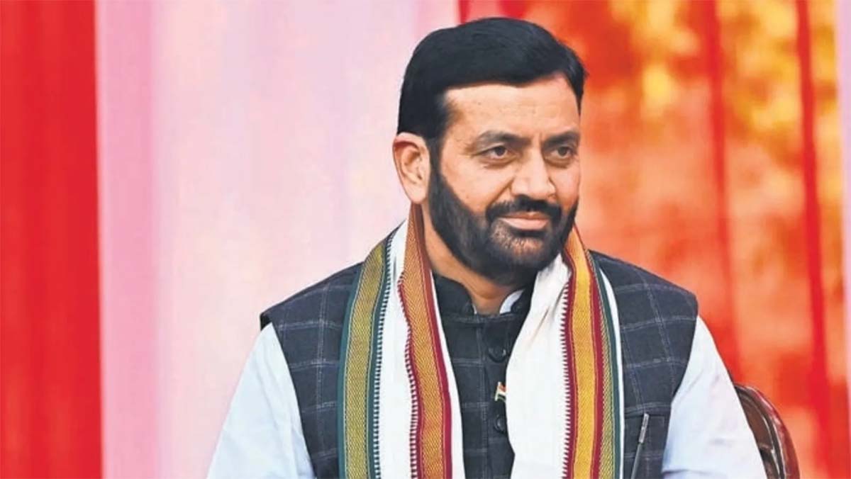 सफाई कर्मियों को CM ने दिया बड़ा तोहफा, बढ़ाया वेतन, अब मिलेगा इतना वेतन