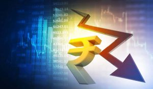 रुपया शुरुआती कारोबार में 7 पैसे की गिरावट के साथ 84.47 प्रति डॉलर पर पहुंचा 