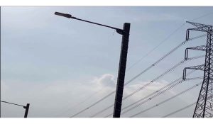 बांग्लादेश की बत्ती होगी गुल! अडानी ने बिजली कि सप्लाई की आधी