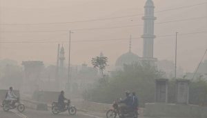 पाकिस्तान: पंजाब में प्रदूषण की स्थिति बेहद खराब, मुल्तान में AQI 2135 पर पहुंचा; कई शहरों में लगाया गया ‘लॉकडाउन’