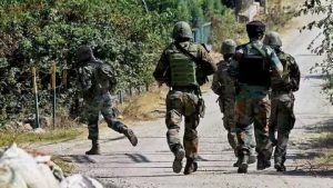 Encounter : शोपिया के जंगल में मुठभेड़, कई आतंकियों की छिपे होने की सूचना
