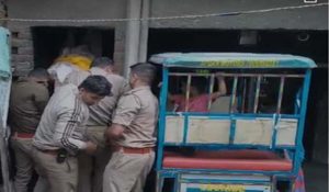 पत्नी की हत्या कर खुद भी खाया जहर, कई दिनों से चल रहा था आपसी विवाद