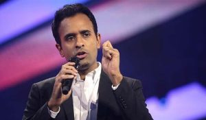 अमेरिका में बड़े पैमाने पर सरकारी नौकरियों में हो सकती है कटौती, विवेक रामास्वामी ने दिए संकेत 