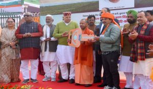 किसानों के लिए 2014 से प्रारंभ हुए प्रयास को मॉडल के रूप में ले रही दुनिया : CM Yogi