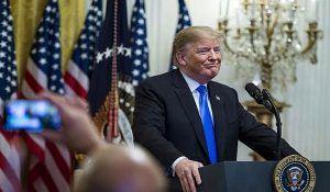 Donald Trump ने सुप्रीम कोर्ट से की अमेरिका में TikTok पर प्रतिबंध टालने की अपील