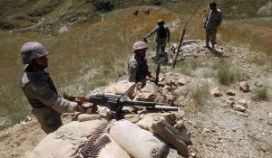 Pakistan-Afghan Border पर टकराव, संघर्ष में किसका पलड़ा रहेगा भारी