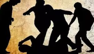 बस्ती जिले में दलित किशोर पर हुआ हमला, चेहरे पर किया पेशाब, पीड़ित ने की खुदकुशी  