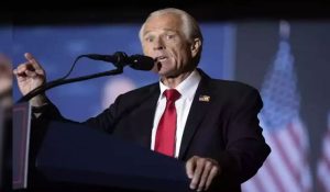 Donald Trump ने पूर्व सहयोगी Peter Navarro को ट्रेड एडवाइजर किया नियुक्त