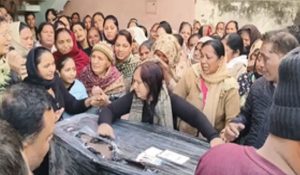 Georgia Accident : मारे गए रविंदर का पार्थिव शरीर पहुंचा जालंधर, बेटे ने पहली बार देखा पिता का चेहरा, भावुक हुए लोग