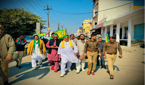 पुलिस ने भाकियू अध्यक्ष नरेश चौधरी को नोएडा जाने से रोका