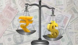 Rupee vs Dollar: रुपया शुरुआती कारोबार में अपने निचले स्तर 85.16 प्रति डॉलर पर पहुंचा 