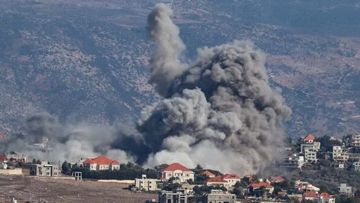 Israel-Lebanon War: युद्ध विराम के बीच लेबनान पर इजरायली हवाई हमले जारी, 5 की मौत 6 घायल