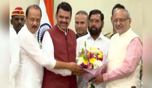 राजभवन पहुंचे फडणवीस, शिंदे और अजित पवार…राज्यपाल के सामने पेश किया सरकार बनाने का दावा