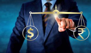 Rupee vs Dollar: रुपया शुरुआती कारोबार में 2 पैसे बढ़कर 84.58 प्रति डॉलर पर पहुंचा 